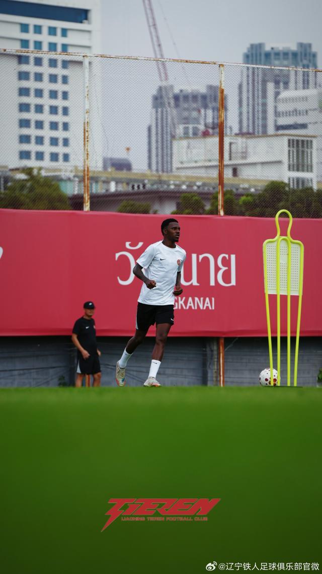 1772001698961051014.jpg ecc9ba3cly1i9h5dzn8r4j218326j1kx.jpg